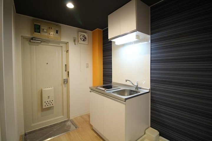 thumbnail (1).jpg