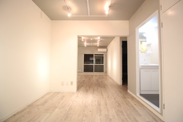 【リノベ暮らし】CHICAGO BUILDING LIFE　／グリーンヒルズ志木